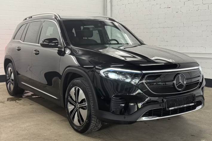 Sort Mercedes EQB250+ fra 2023