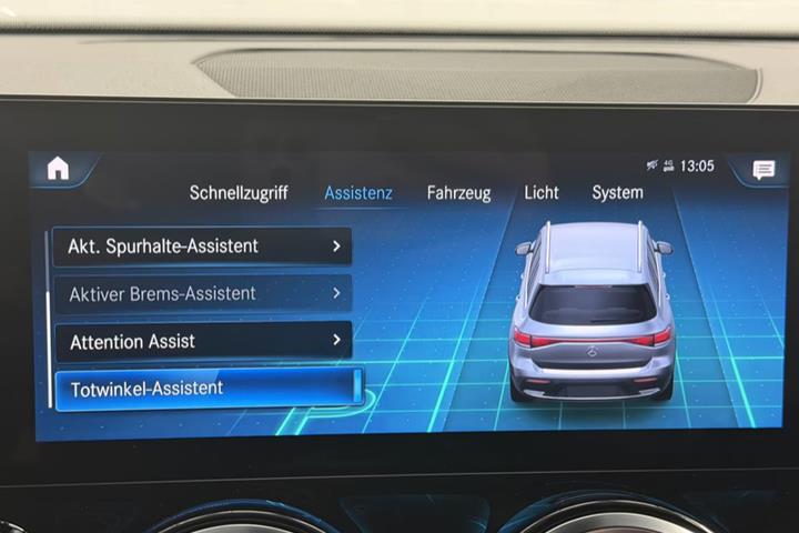 Sort Mercedes EQB250+ fra 2023