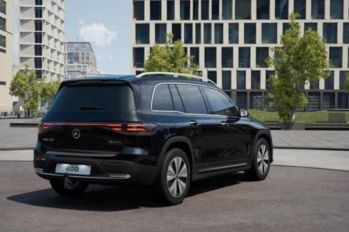 Sort Mercedes EQB350 fra 2025