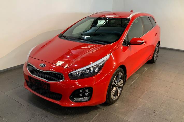 Rød Kia Ceed fra 2018