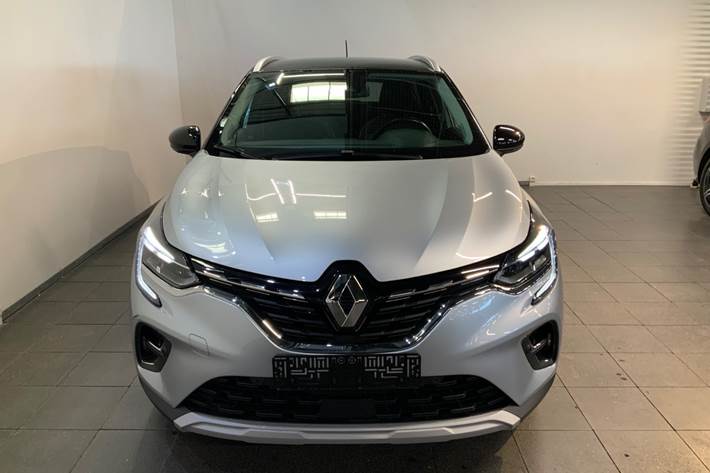 Sølv Renault Captur fra 2020