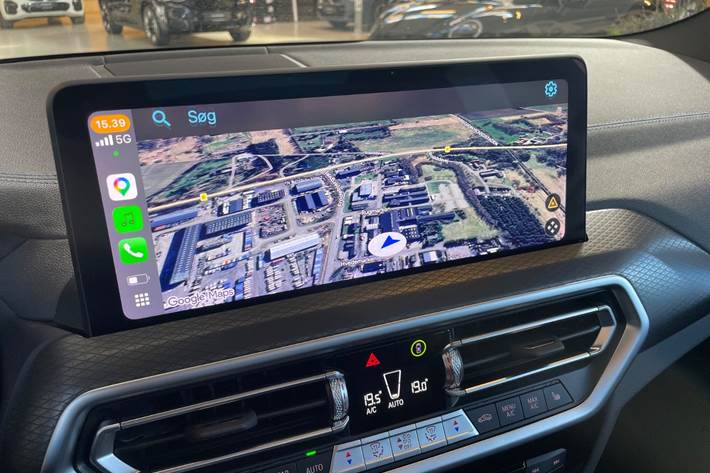 Hvid BMW iX3 fra 2023