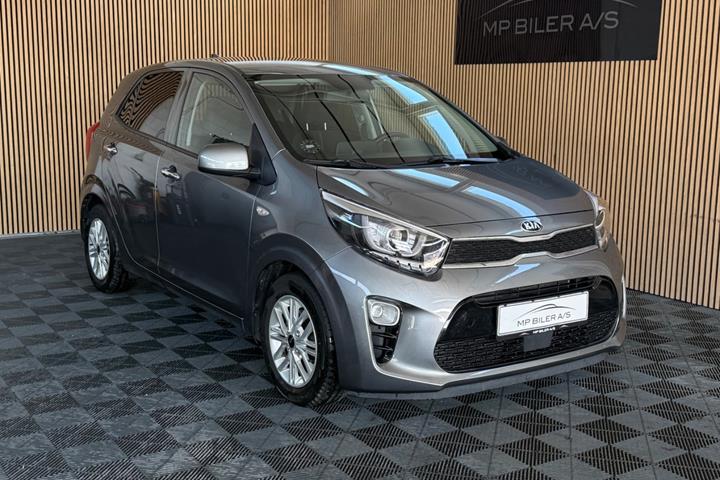 Grå Kia Picanto fra 2022 set udefra