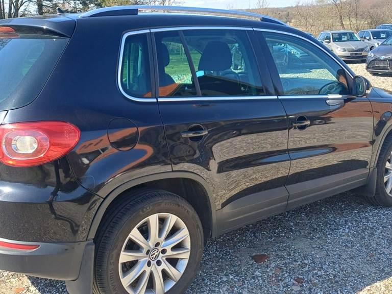 VW Tiguan 2,0 TDi 140 Sport & Style Tiptr. 4Motion Van