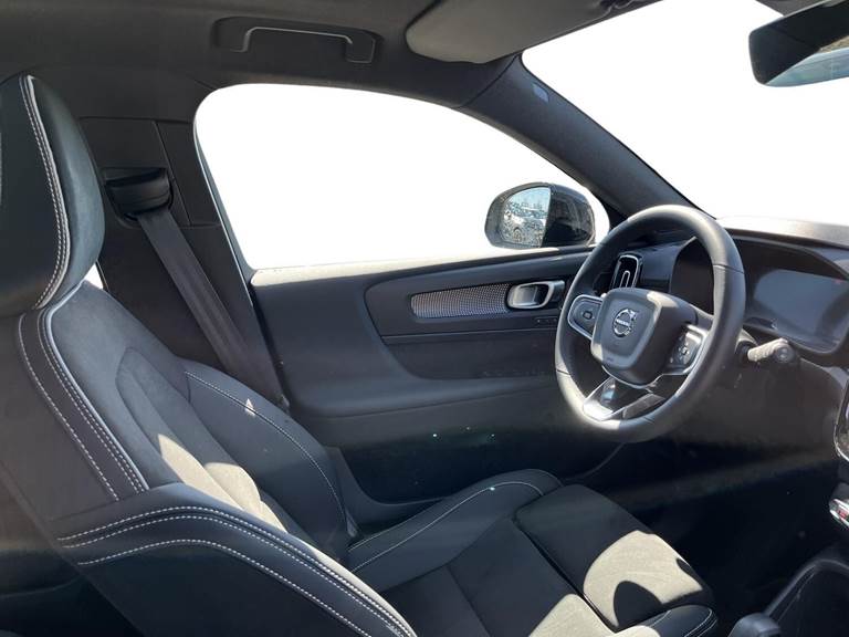 Volvo EX40 Extended Range Ultra