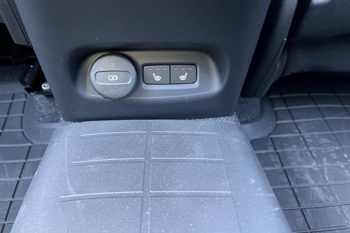 Sort Volvo EX40 fra 2026