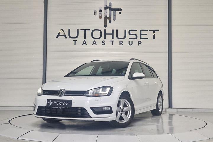 Hvid VW Golf VII fra 2015 set udefra