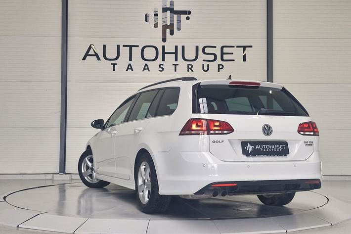 Hvid VW Golf VII fra 2015