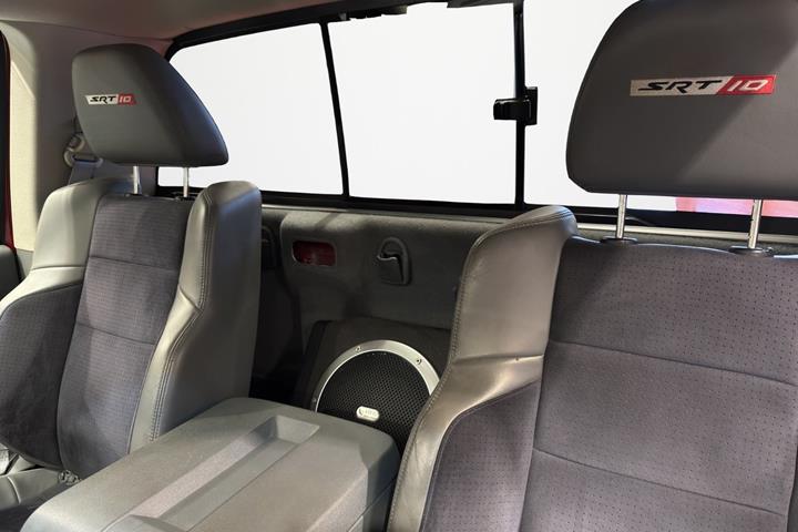 Rød Dodge RAM 1500 fra 2006