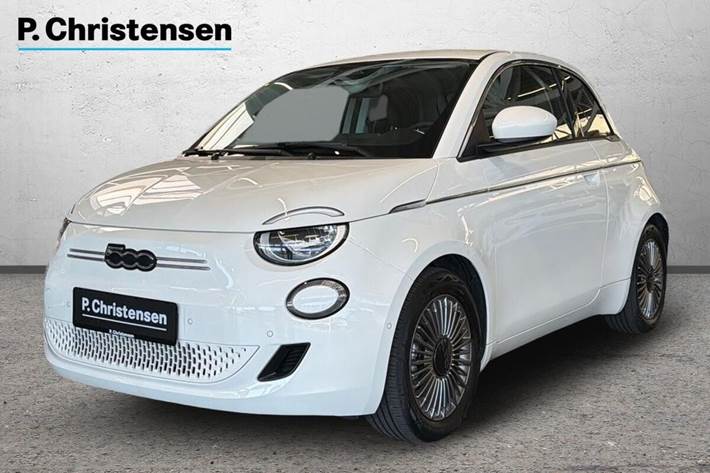 Hvid Fiat 500e fra 2023
