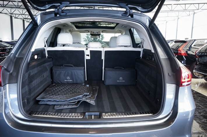 Grå Mercedes GLE350 de fra 2023