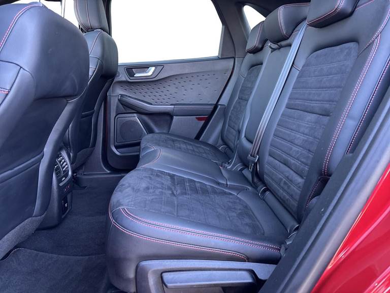 Ford Kuga 2,5 PHEV ST-Line X CVT