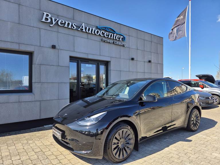 Tesla Model Y RWD