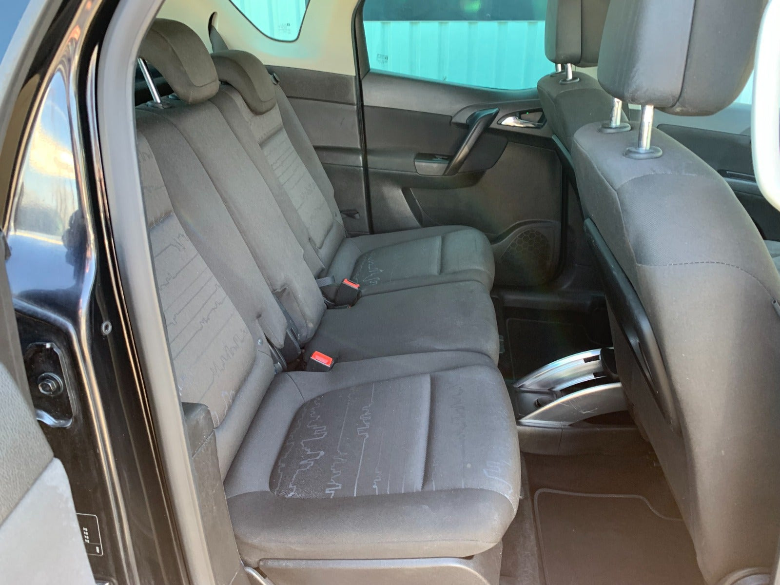 Sort Opel Meriva fra 2010