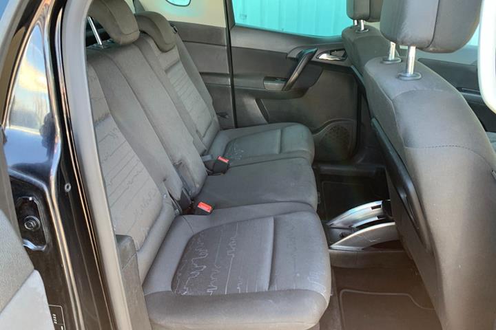 Sort Opel Meriva fra 2010