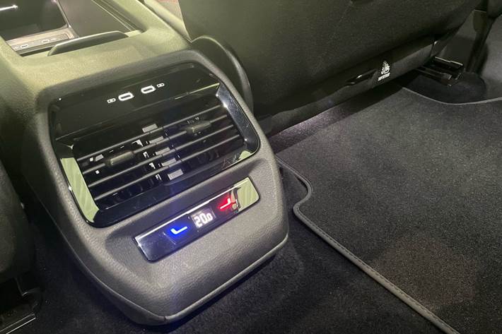 Grå VW ID.4 fra 2021