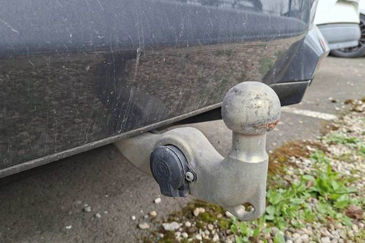 Sort BMW iX fra 2023