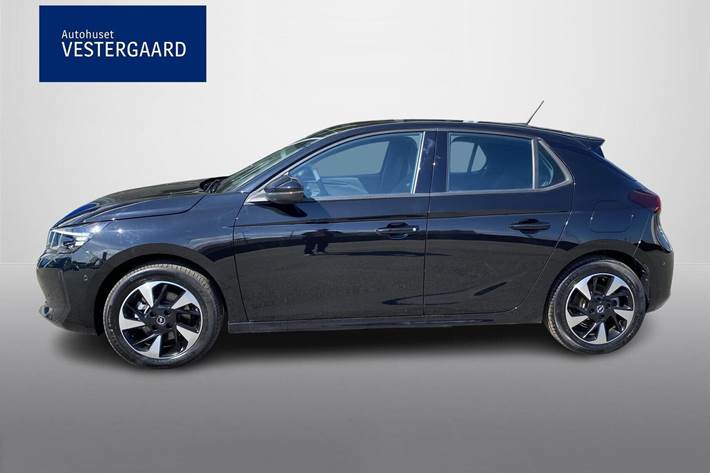 Sort Opel Corsa-e fra 2024
