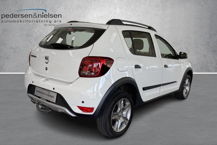 Hvid Dacia Sandero fra 2017