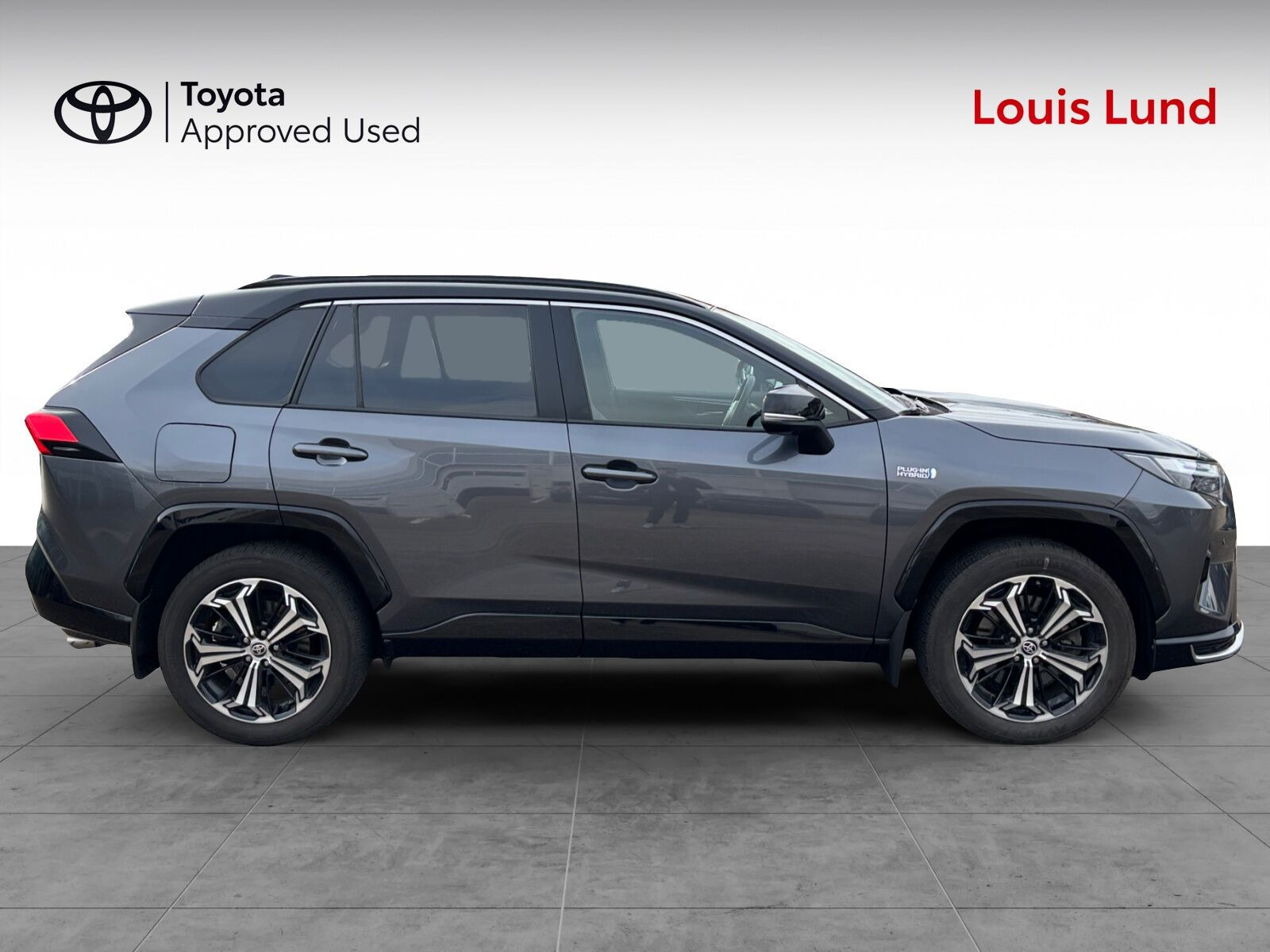Grå Toyota RAV4 Plug-in fra 2024