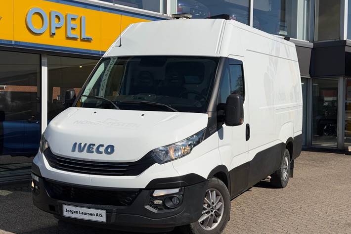 Hvid Iveco Daily fra 2019