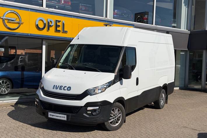 Hvid Iveco Daily fra 2019