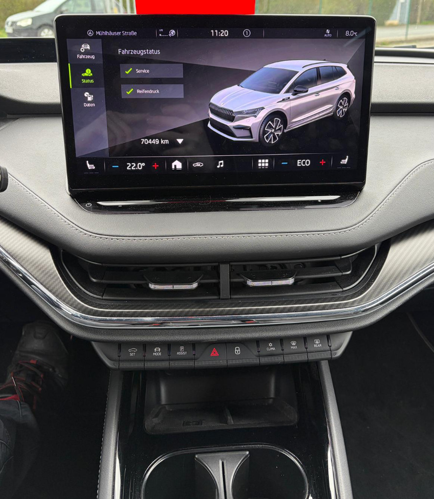 Hvid Skoda Enyaq fra 2022