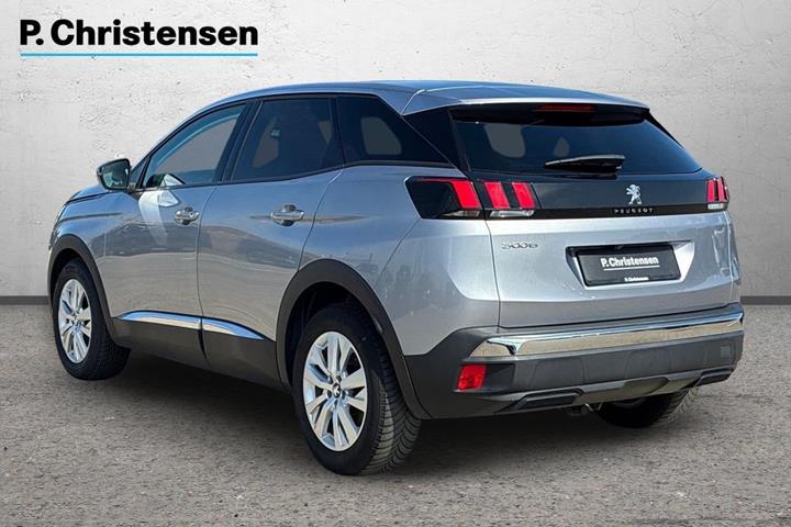 Sølv Peugeot 3008 fra 2023