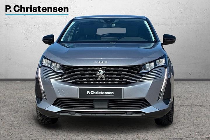Sølv Peugeot 3008 fra 2023
