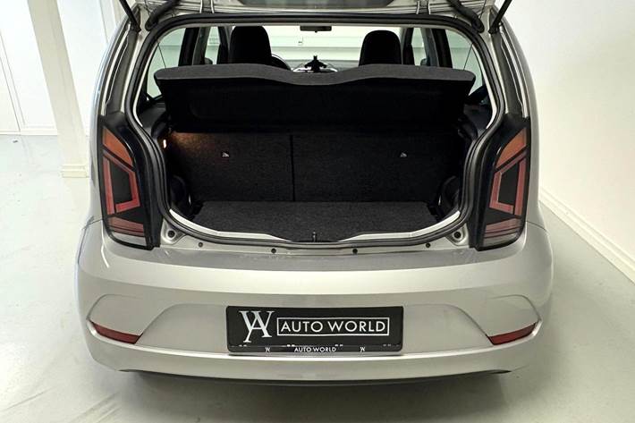 Grå VW UP! fra 2017