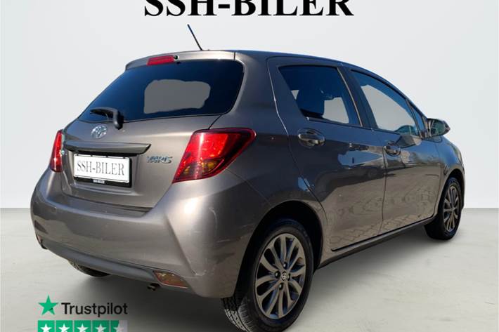 undefined Toyota Yaris fra 2016