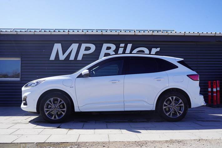 Hvid Ford Kuga fra 2023