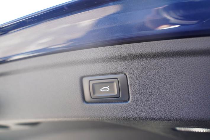 Blå Audi A5 fra 2017