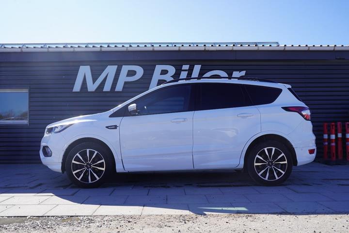 Hvid Ford Kuga fra 2018
