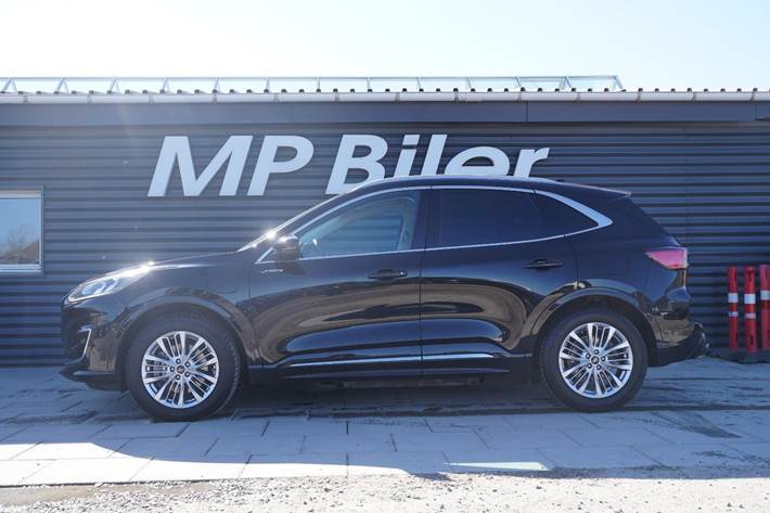 Sort Ford Kuga fra 2021