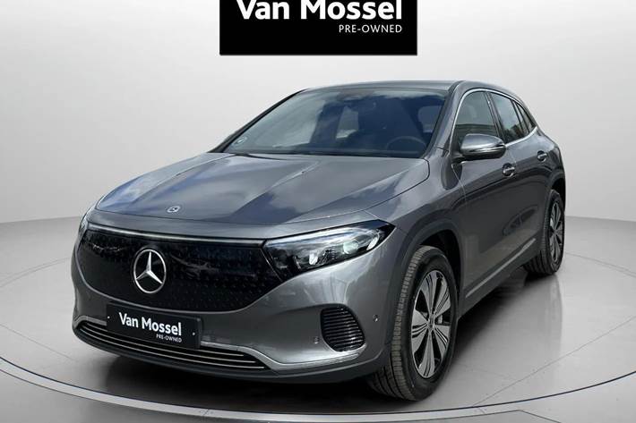 Grå Mercedes EQA250+ fra 2024
