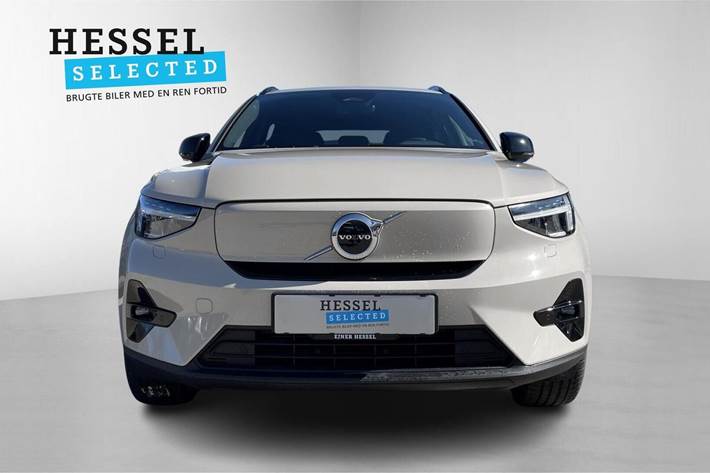 Brun Volvo EX40 fra 2025