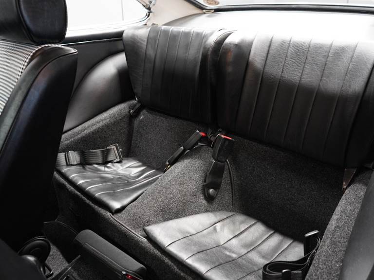 Porsche 911 2,2 Coupé L SWB