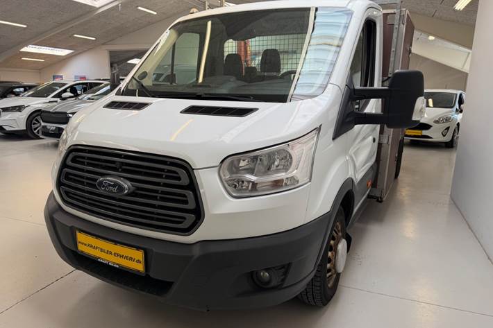 Hvid Ford Transit 350 L4 Chassis fra 2017