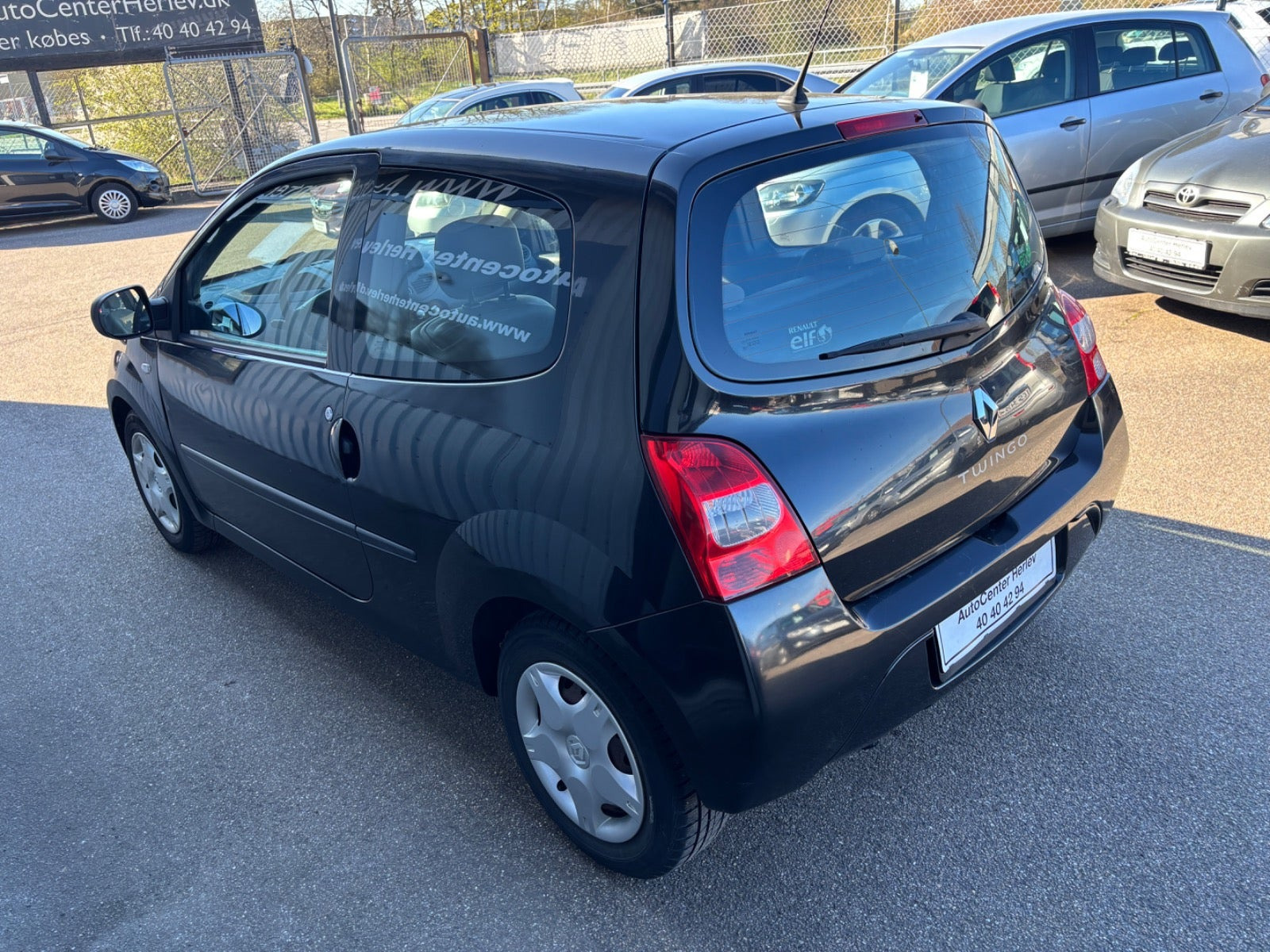 Sort Renault Twingo fra 2011