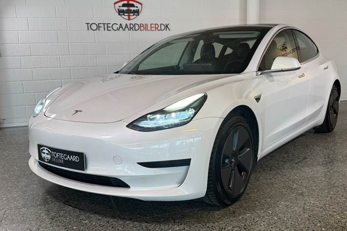 Hvid Tesla Model 3 fra 2020