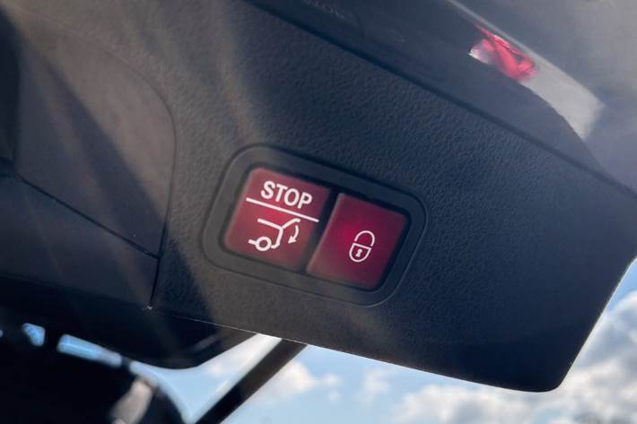 Grå Mercedes GLE350 de fra 2023