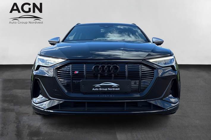 Sort Audi e-tron S fra 2021