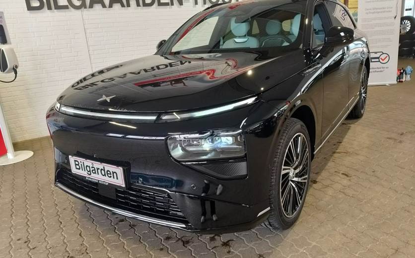 Xpeng G9 Standard Range