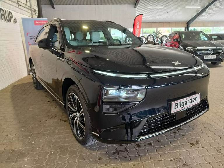 Xpeng G9 Standard Range