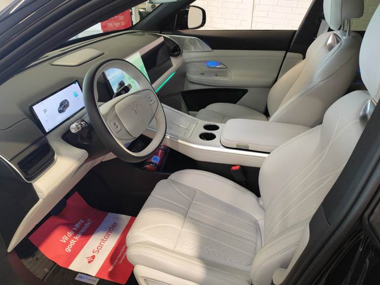 Xpeng G9 Standard Range