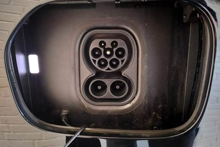 Sort Xpeng G9 fra 2026