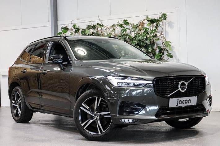 Grå Volvo XC60 fra 2020