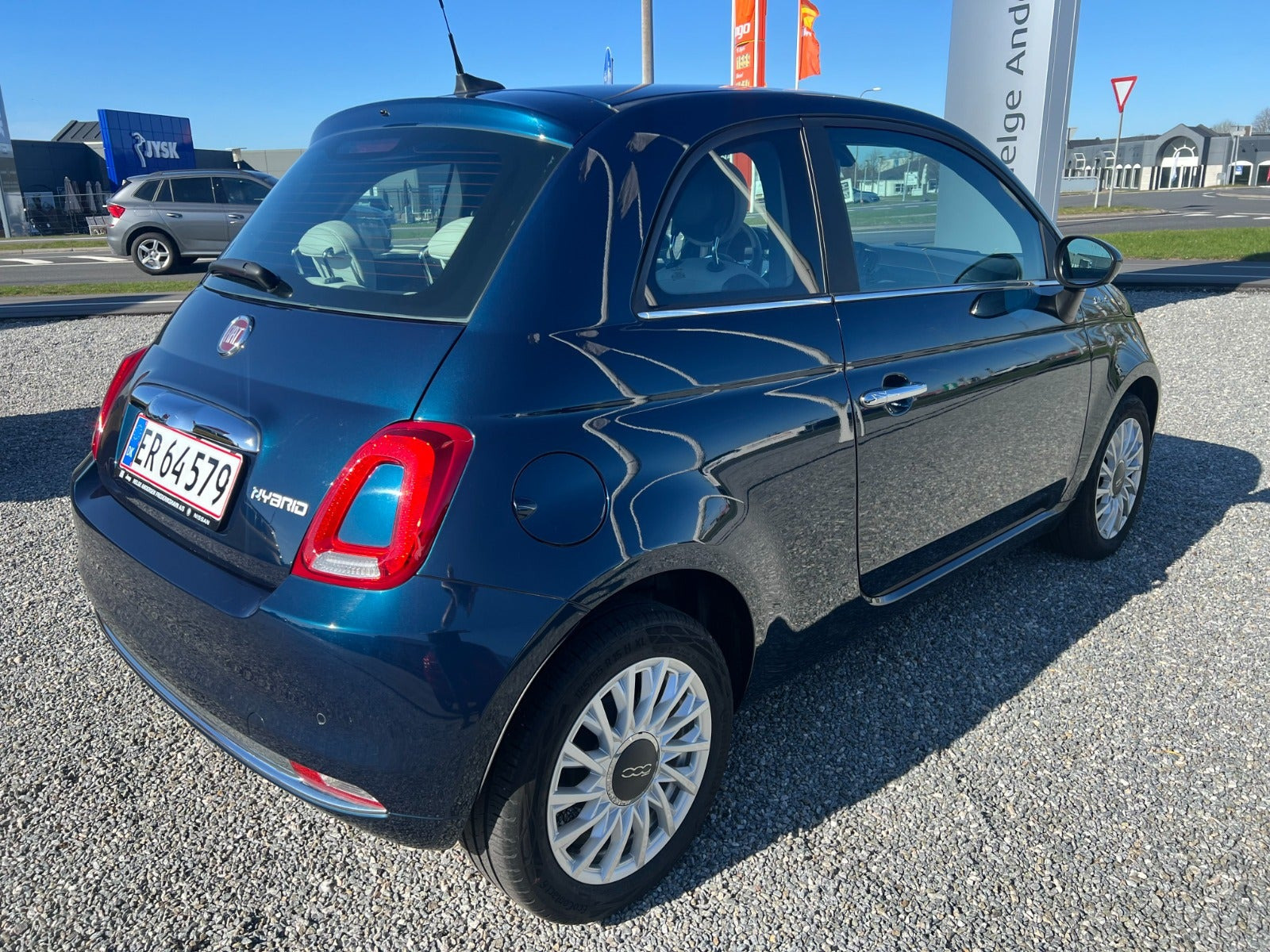Blå Fiat 500 fra 2021