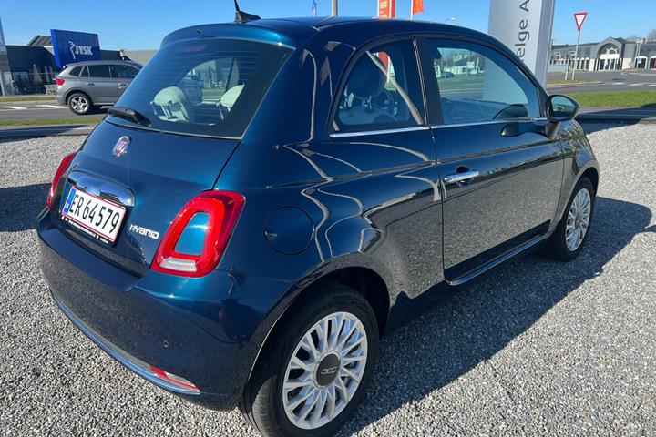 Blå Fiat 500 fra 2021